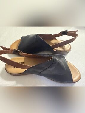 New Miz Mooz Dorothy Womens Black Leather Slingback Sandals Shoes. Size 8.5-9